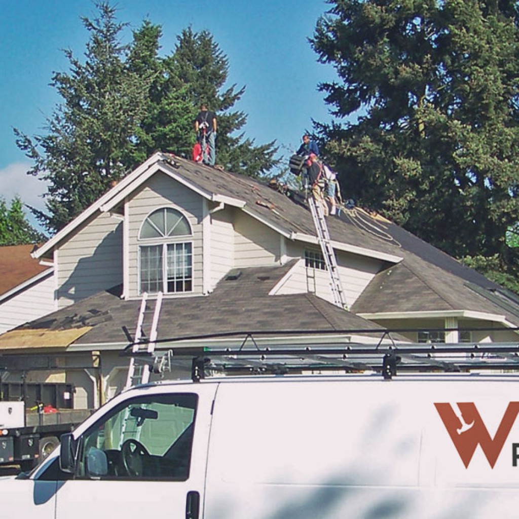 Roof Repair In Vancouver WA Warner Roofing   Roofing3 1024x1024 